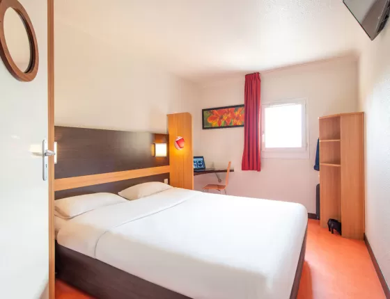 Hôtel B&B Cholet Nord