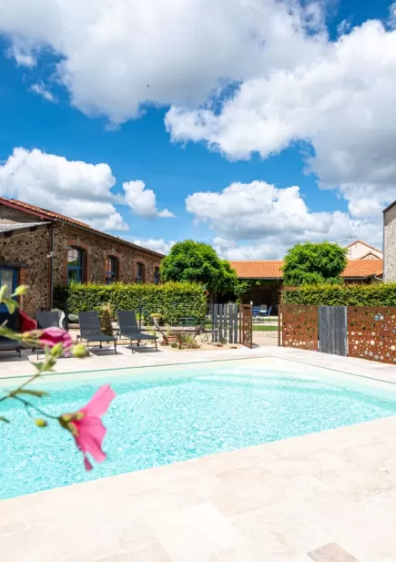 Piscine Gîte 1 2 3 Soleil