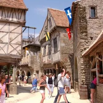 village puy du fou