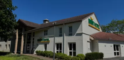 Brit Hôtel Essentiel - Cholet