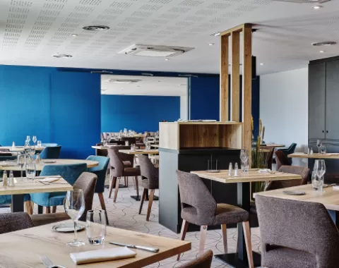 Hôtel Aloé_salle pdj