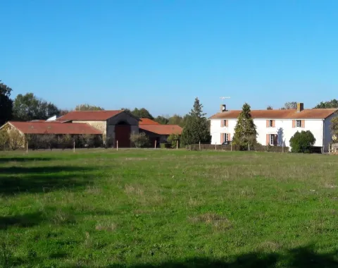 Domaine de la Sauzaie, Sèvremont