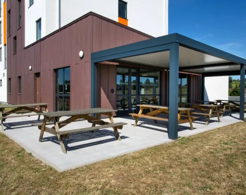 Hotel_B&B_Les Herbiers Terrasse