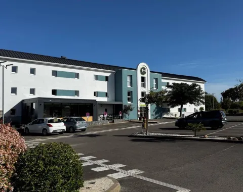 Hôtel B&B Cholet Nord_Façade