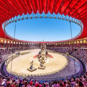 Réserver son séjour au Puy du Fou