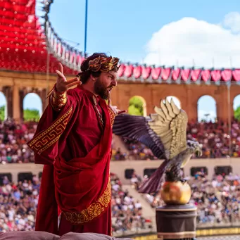 Signe du Triomphe, spectacle dans l'arène romaine