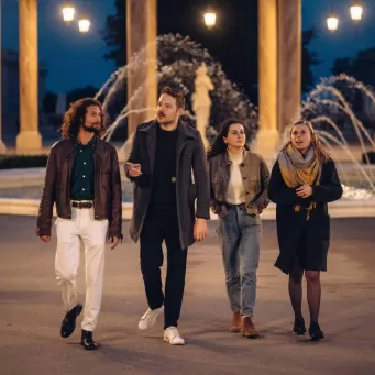 Groupe d'amis au Puy du Fou