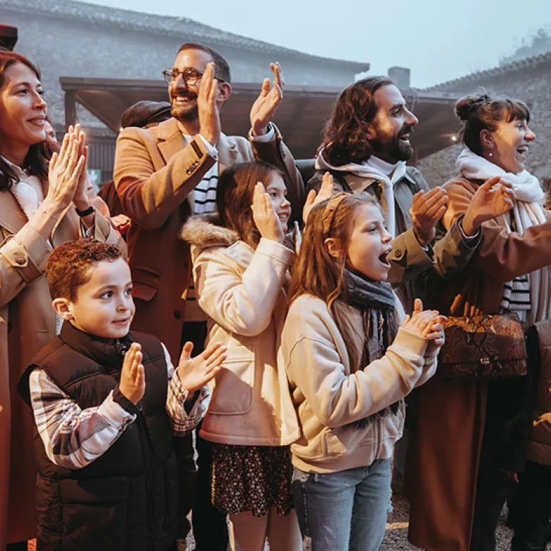 Famille à la Toussaint au Puy du Fou