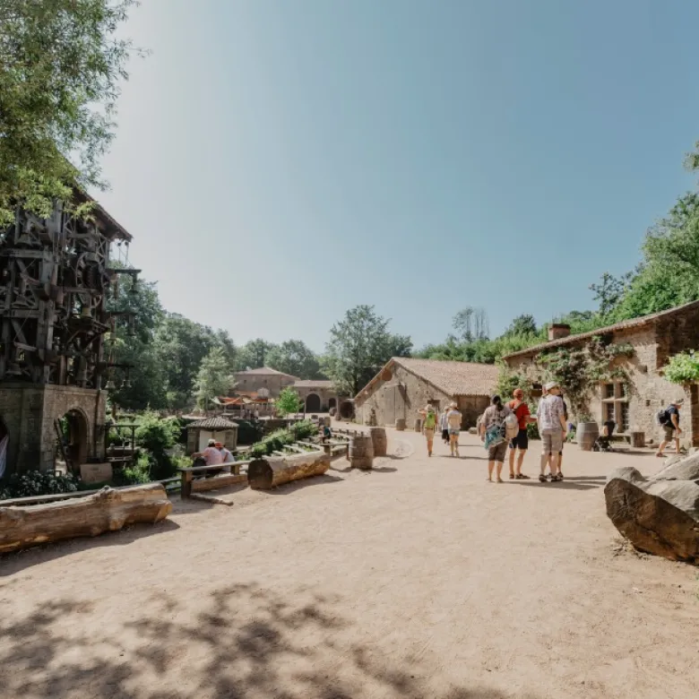 Village au Puy du Fou