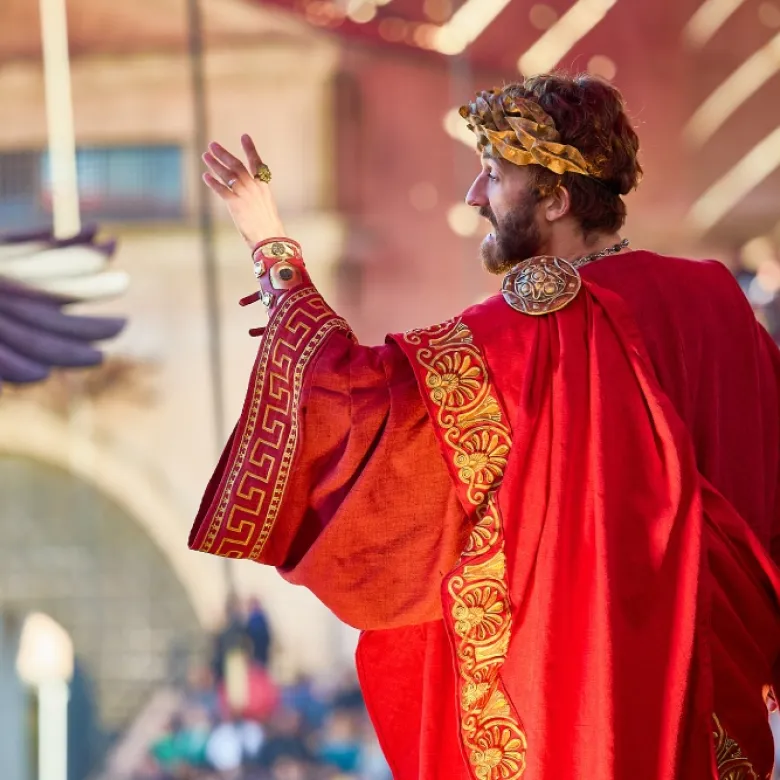 Empereur lors du spectacle "Signe du Triomphe" au Puy du Fou