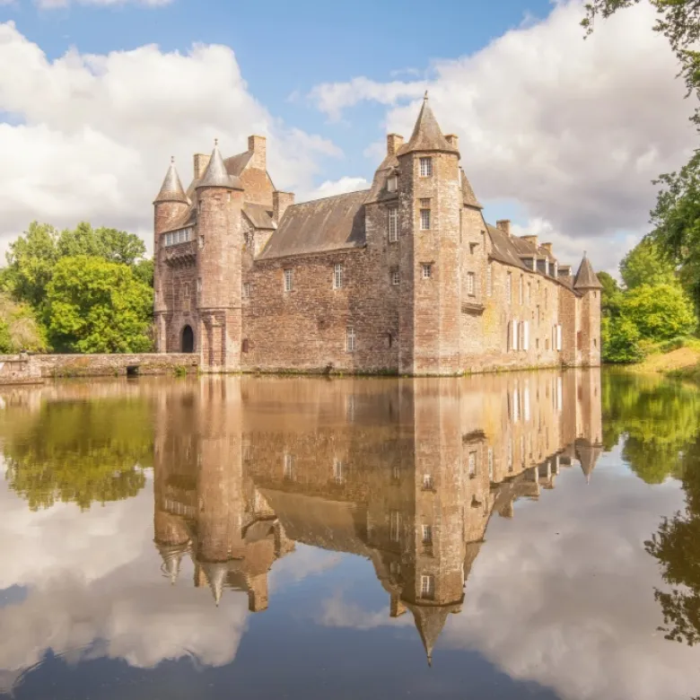 Chateau dans la foret de Paimpont