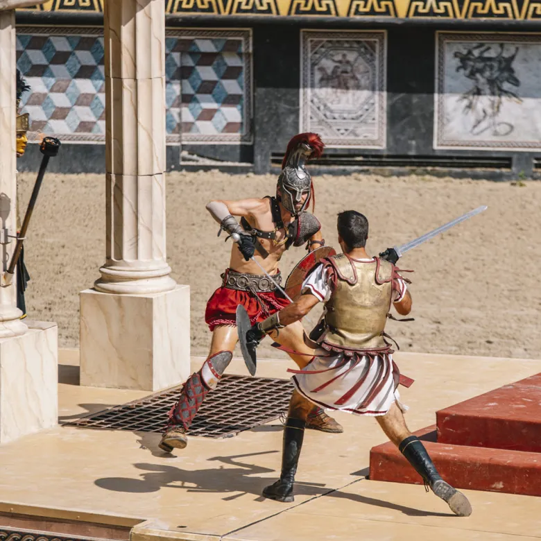 Combat gladiateurs Puy du Fou