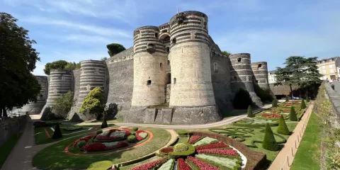 Séjourner au Puy du Fou pour découvrir les châteaux de la Loire