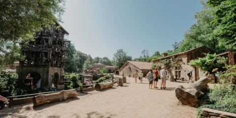 Village du Puy du Fou optimal à visiter pendant un séjour