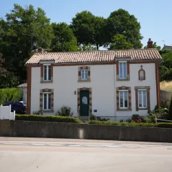 La Maison de la Rochejaquelein, St Laurent sur Sèvre